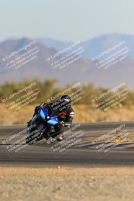media/Dec-09-2023-SoCal Trackdays (Sat) [[76a8ac2686]]/Turn 15 Set 1 (230pm)/